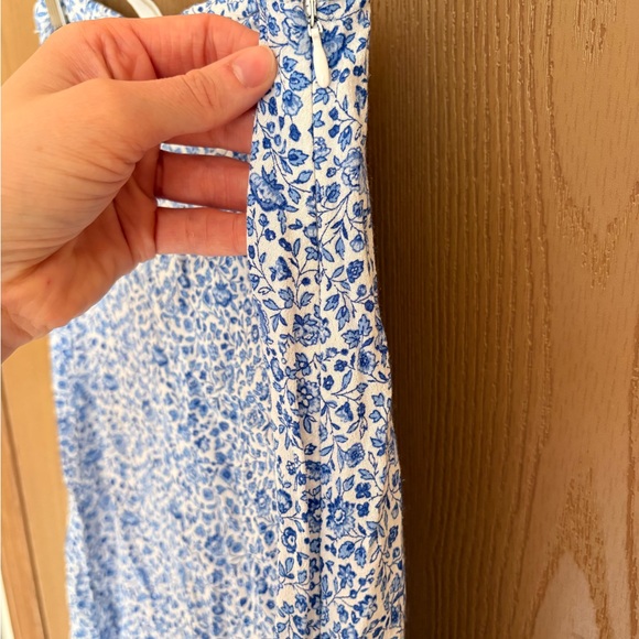H&M Light Blue Floral Maxi Skirt with a split - Picture 5 of 5